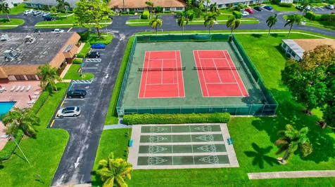 5221 Privet Place Delray Beach FL 33484