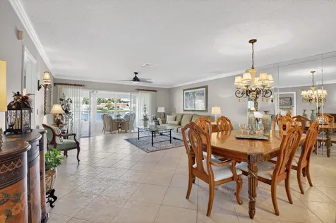 5221 Privet Place Delray Beach FL 33484