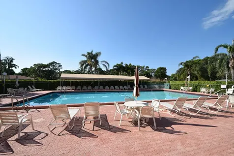 5221 Privet Place Delray Beach FL 33484