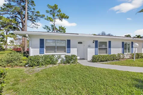 5221 Privet Place Delray Beach FL 33484