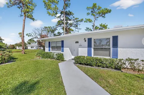 5221 Privet Place Delray Beach FL 33484