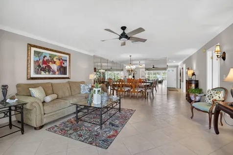 5221 Privet Place Delray Beach FL 33484