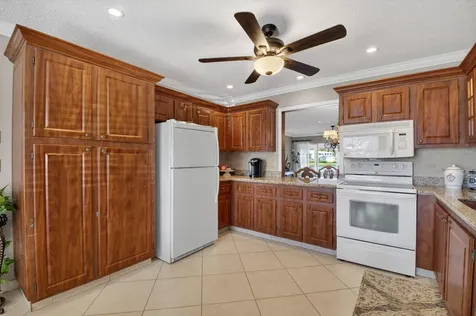 5221 Privet Place Delray Beach FL 33484