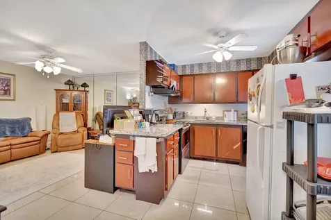 116 Mansfield C Boca Raton FL 33434