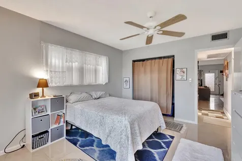 116 Mansfield C Boca Raton FL 33434