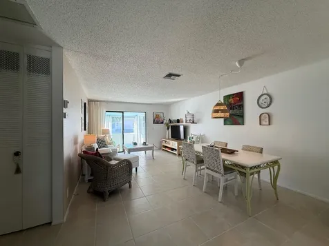 2688 Dudley Drive West Palm Beach FL 33415