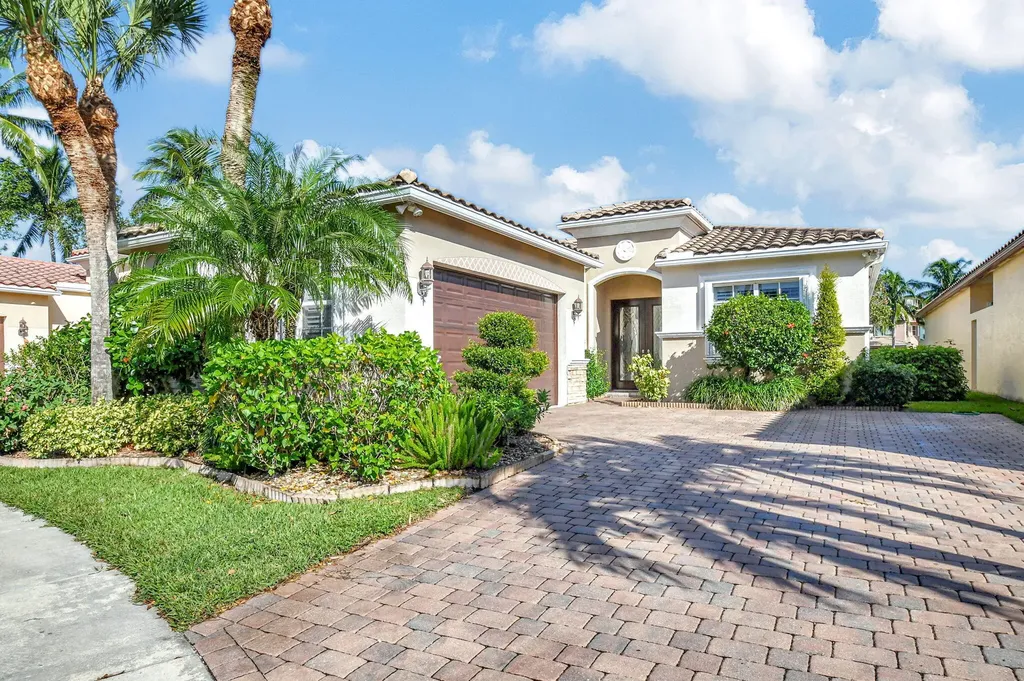 9961 Via Amati Lake Worth FL 33467