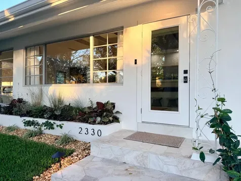 2330 Lake Avenue West Palm Beach FL 33401