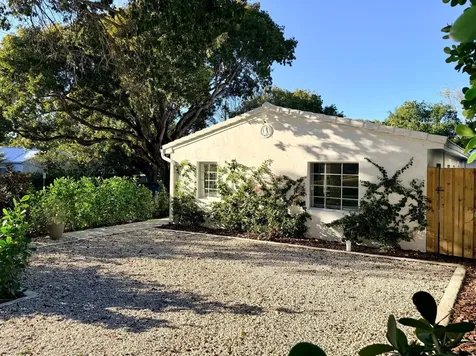 2330 Lake Avenue West Palm Beach FL 33401