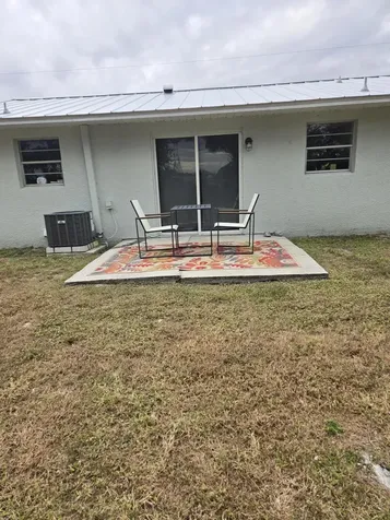 381 Nw Curtis Street Port Saint Lucie FL 34983