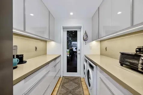 1124 Seminole Drive Fort Lauderdale FL 33304