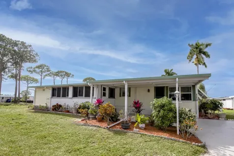 42016 Jima Bay Boynton Beach FL 33436