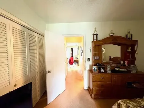 142 Salisbury F West Palm Beach FL 33417