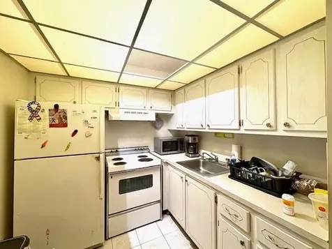 142 Salisbury F West Palm Beach FL 33417