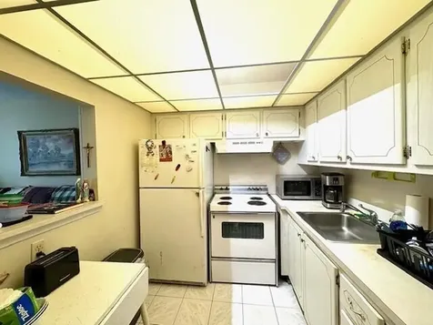 142 Salisbury F West Palm Beach FL 33417