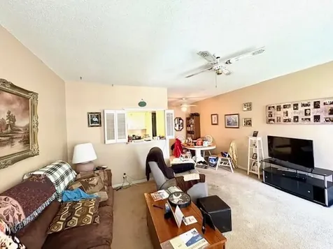 142 Salisbury F West Palm Beach FL 33417