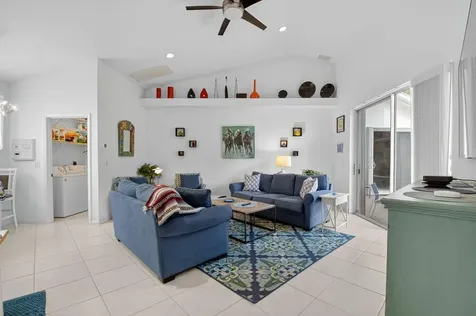 6032 Rossmoor Lakes Court Boynton Beach FL 33437