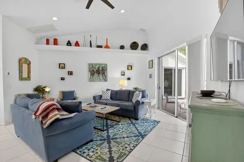 6032 Rossmoor Lakes Court Boynton Beach FL 33437