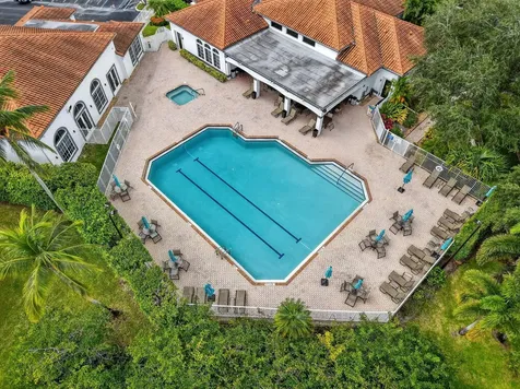 6032 Rossmoor Lakes Court Boynton Beach FL 33437
