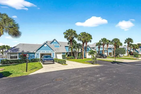 812 Ocean Dunes Circle Jupiter FL 33477