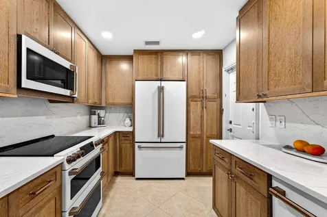 812 Ocean Dunes Circle Jupiter FL 33477