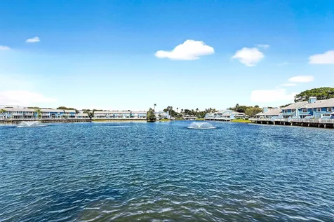 812 Ocean Dunes Circle Jupiter FL 33477