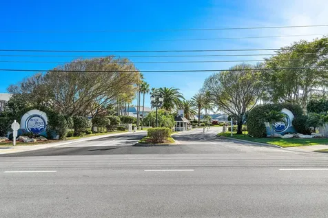 812 Ocean Dunes Circle Jupiter FL 33477