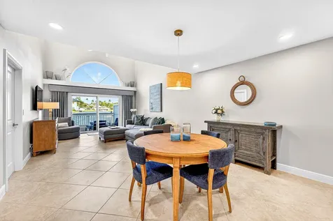 812 Ocean Dunes Circle Jupiter FL 33477