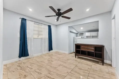 336 Ponte Vedra Road Palm Springs FL 33461