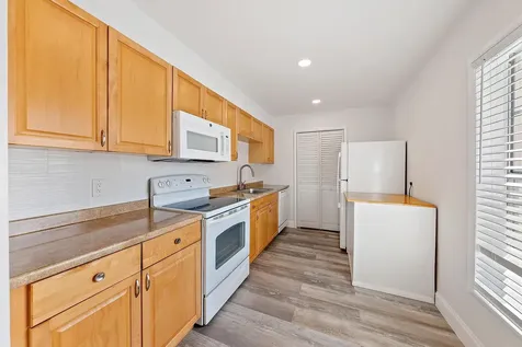 292 Cape Cod Circle Lake Worth FL 33467