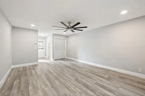 292 Cape Cod Circle Lake Worth FL 33467