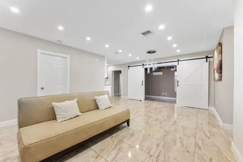 336 Ponte Vedra Road Palm Springs FL 33461