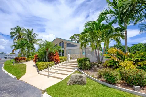 2004 Lake Osborne Drive Lake Worth Beach FL 33461
