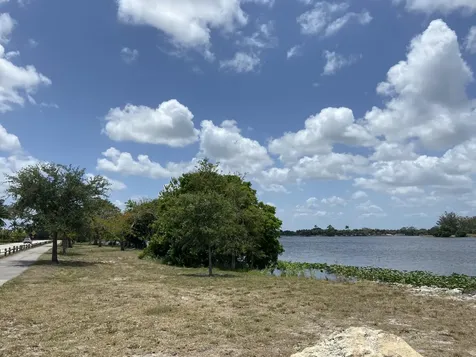2004 Lake Osborne Drive Lake Worth Beach FL 33461