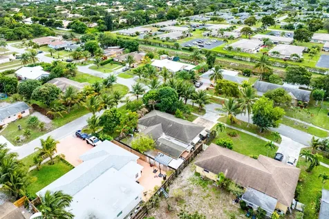 2655 Dorson Way Delray Beach FL 33445