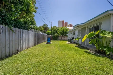 200 E 28th Street Riviera Beach FL 33404