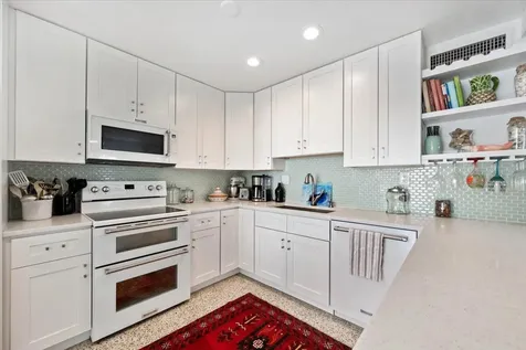 200 E 28th Street Riviera Beach FL 33404