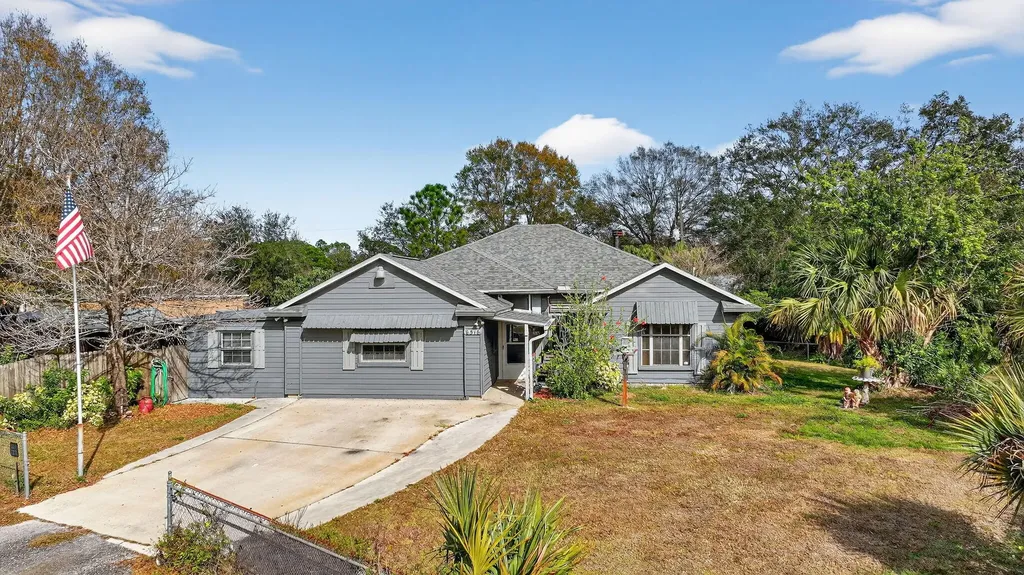 8516 99th Court Vero Beach FL 32967