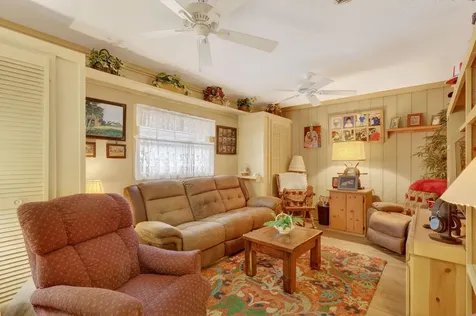 8516 99th Court Vero Beach FL 32967