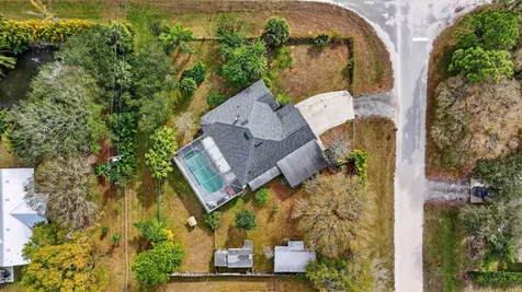 8516 99th Court Vero Beach FL 32967