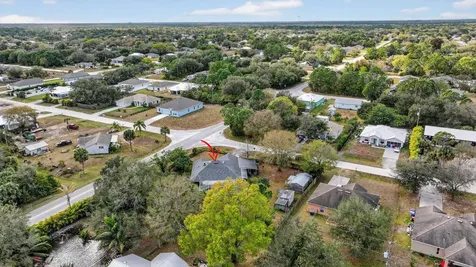 8516 99th Court Vero Beach FL 32967