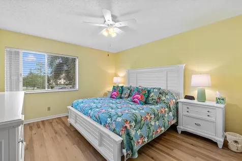 302 Knotty Pine Circle Greenacres FL 33463