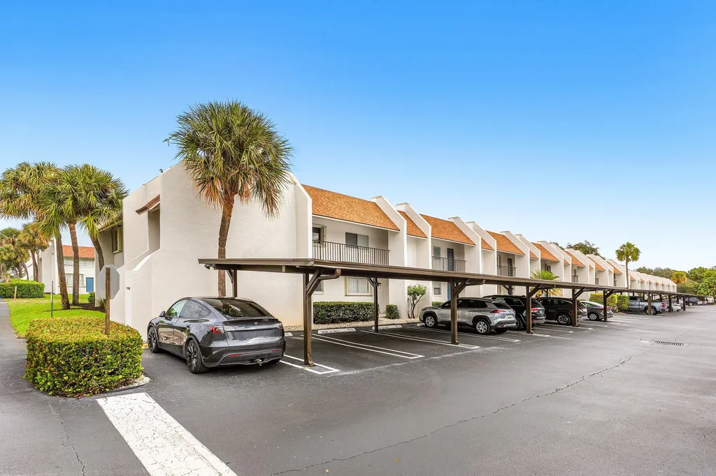 2905 Sw 22nd Avenue Delray Beach FL 33445