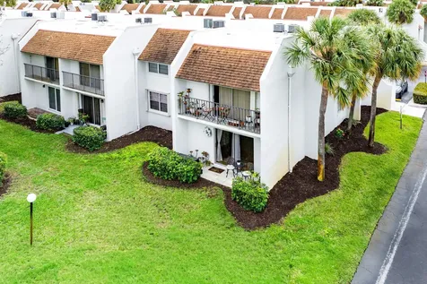 2905 Sw 22nd Avenue Delray Beach FL 33445