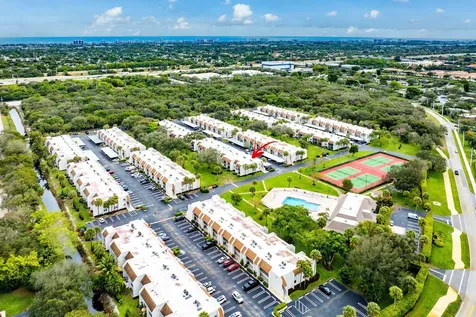 2905 Sw 22nd Avenue Delray Beach FL 33445