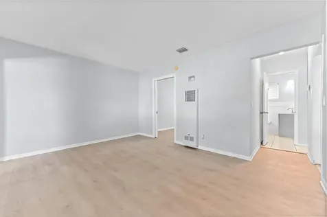 332 W Mango Street Lantana FL 33462