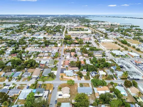 332 W Mango Street Lantana FL 33462
