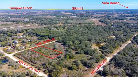 15686 NW 300th Street Okeechobee FL 34972