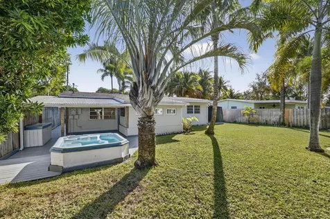 15 Ne 17th Avenue Pompano Beach FL 33060