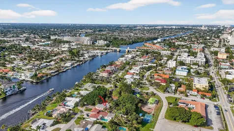 460 SE 18th Avenue Deerfield Beach FL 33441